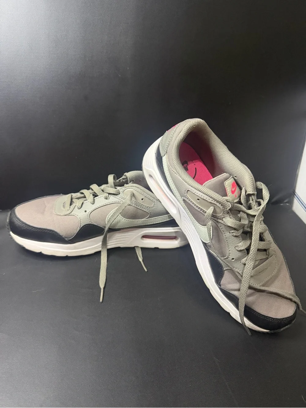 Nike Air Max SC Grey and Pink Sneakers